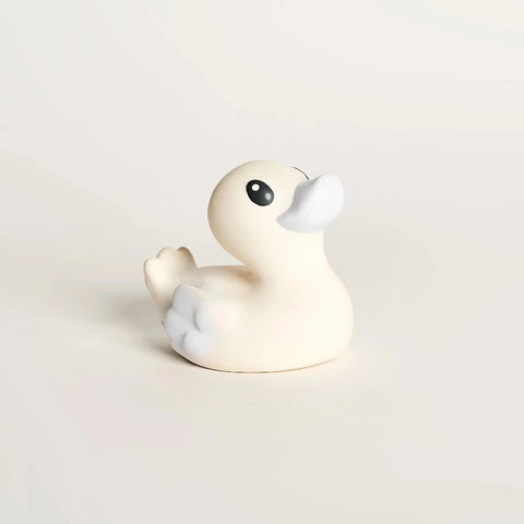BATH TOYS